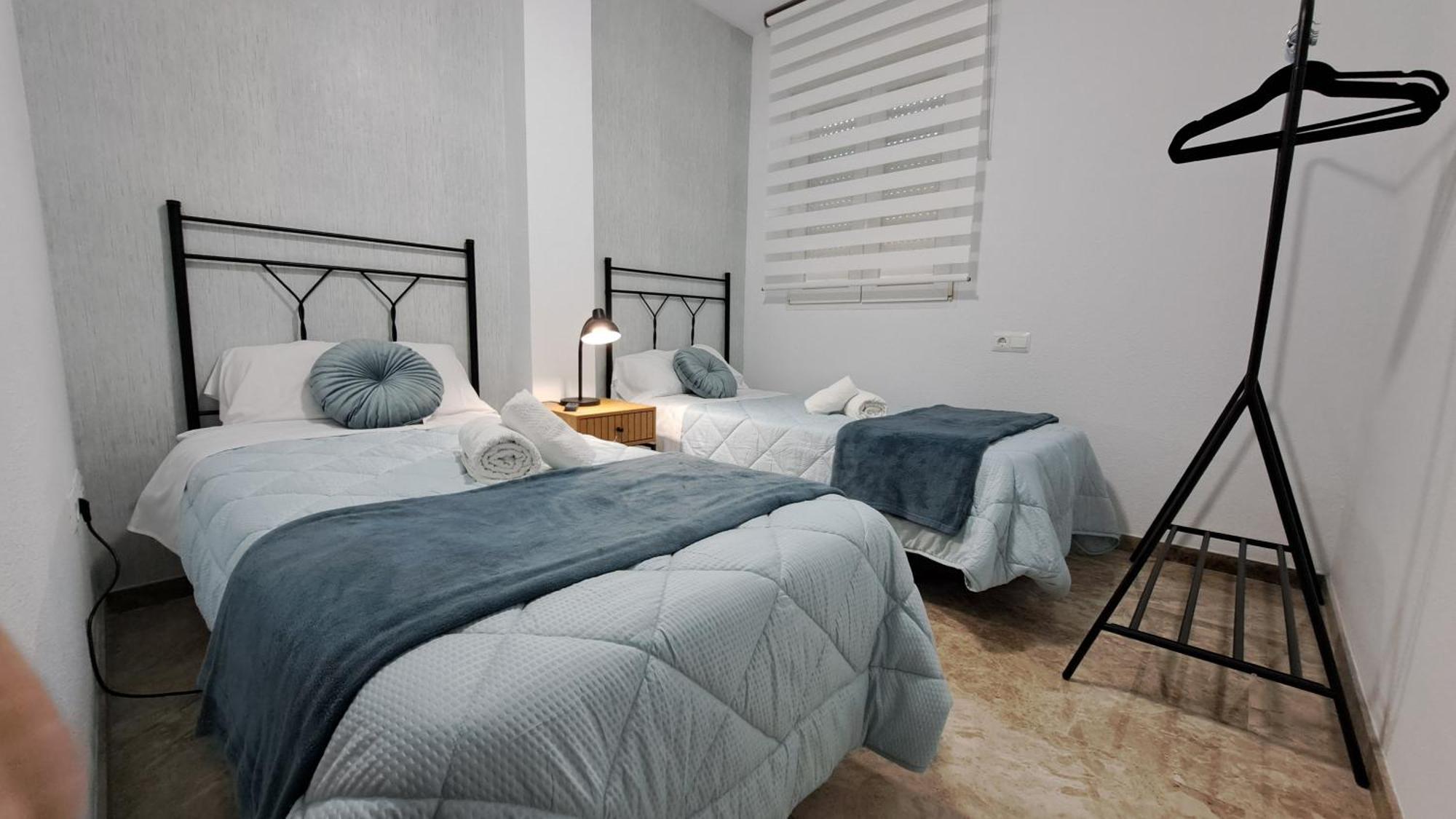 Apartamentos Maria Cristina Con Parking Gratis Кордова Номер фото